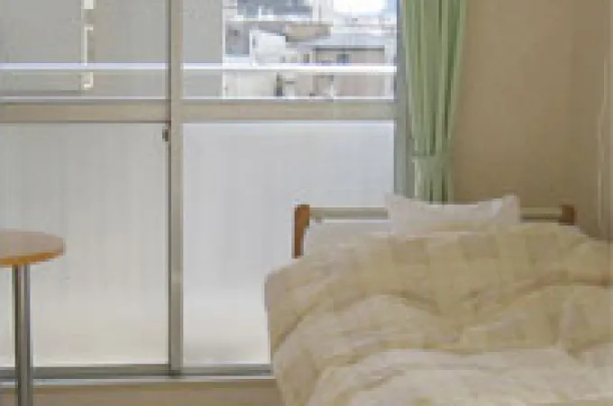 足立やわらぎ苑の外観
