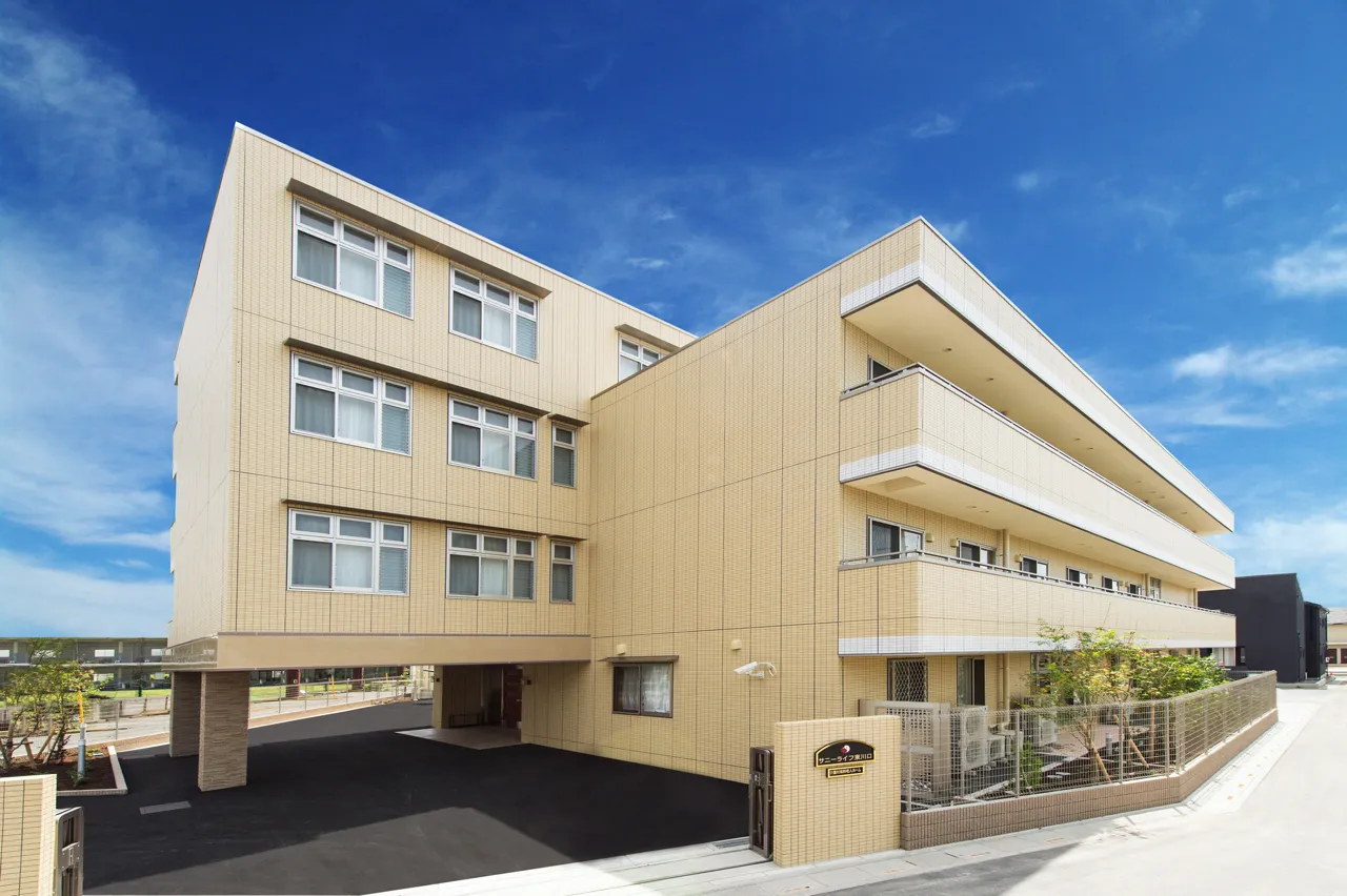 サニーライフ東川口の外観