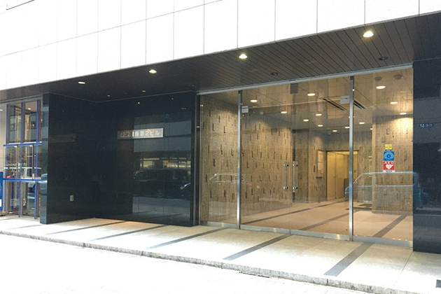 サニーライフ本社の外観